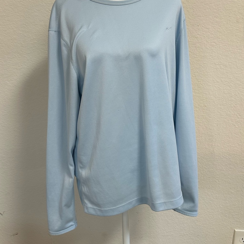 Long sleeve Nike long sleeve shirt